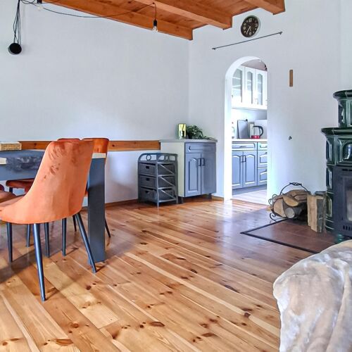 Casă de vară pentru 8 pers. (se inchirieaza doar integral)