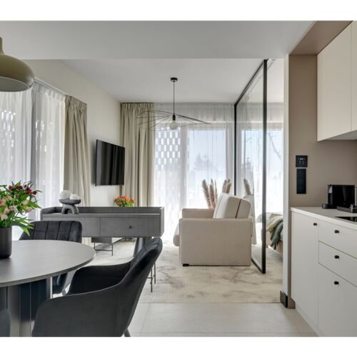 Apartament superior cu 2 camere pentru 4 pers.