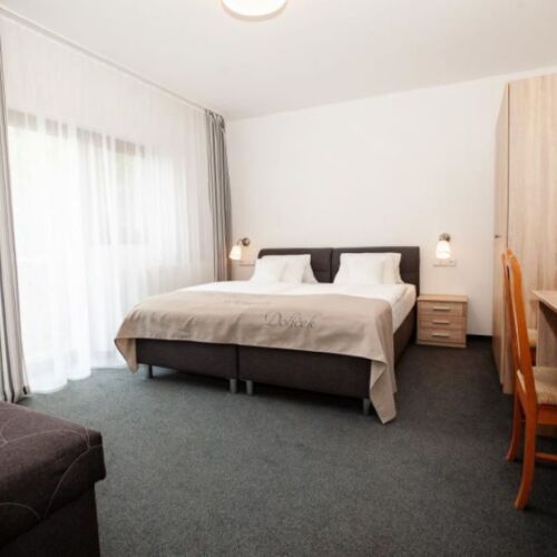 Rezydencja pokój 4-osobowy z tarasem z 2 pomieszczeniami sypialnianymi