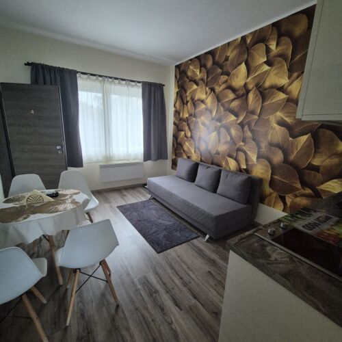 Upstairs 2-Room Family Apartment for 4 Persons