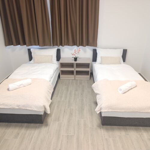 Se společnou kuchyňkou  Pokoj pro 3 os.