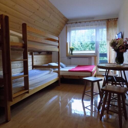 Pokój 4-osobowy z widokiem na góry