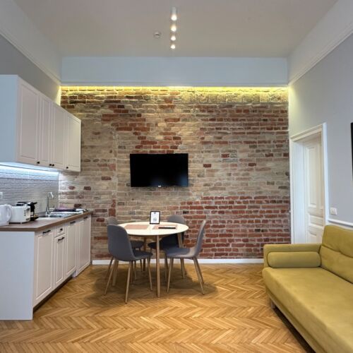 1-Room Apartment for 2 Persons