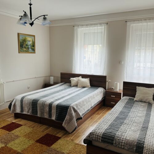 City View Upstairs 1-Room Apartment for 3 Persons