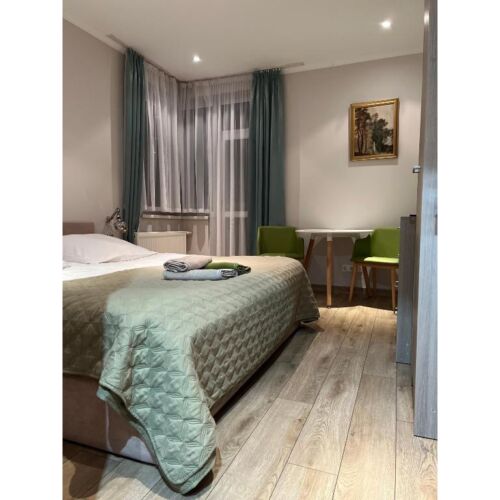 Pokój 2-osobowy na piętrze ze wspólnym aneksem kuchennym