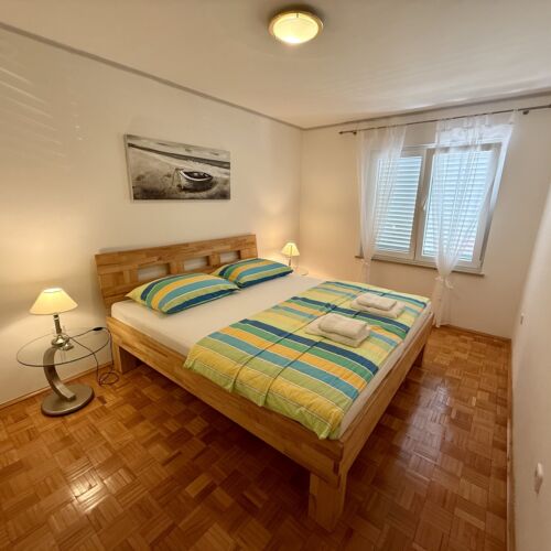 Upstairs 2-Room Apartment for 4 Persons