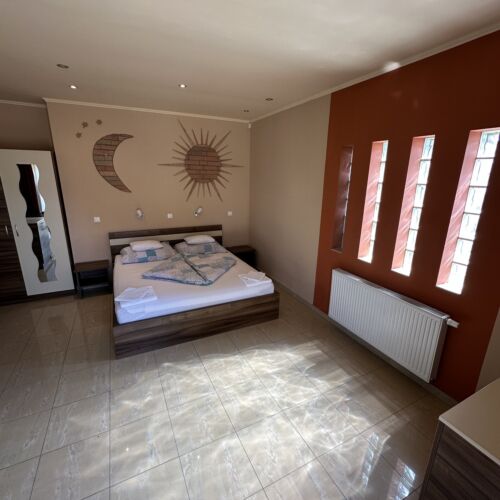 Apartament la parter lângă piscină cu 1 camera pentru 2 pers.