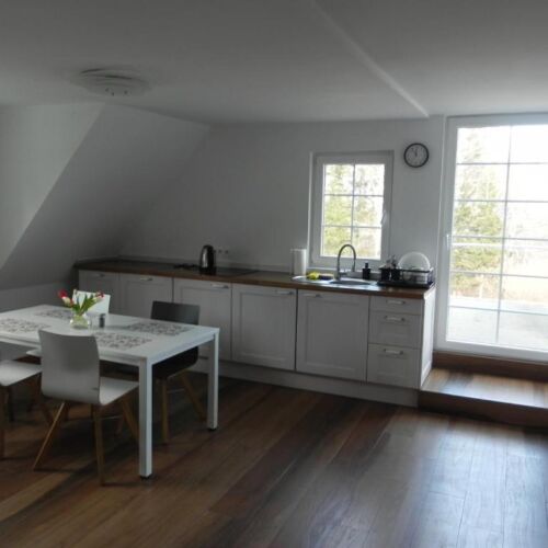 Apartament 3-osobowy na piętrze z panoramą z 2 pomieszczeniami sypialnianymi