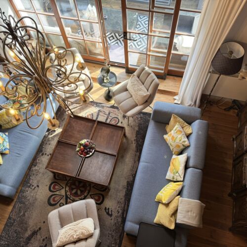 Upstairs Premier Holiday Home for 9 Persons
