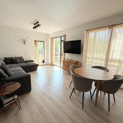 Apartament 6-osobowy parterowy Romantyczny