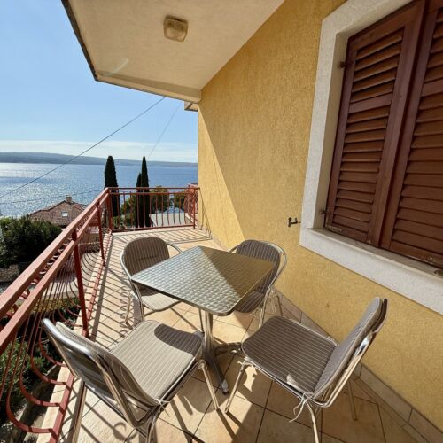 2-Zimmer-Apartment für 4 Personen Obergeschoss mit Aussicht auf das Meer
