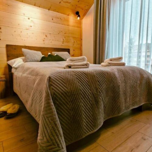 Apartament 4-osobowy z widokiem na góry z 2 pomieszczeniami sypialnianymi