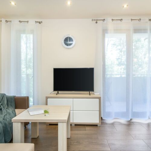 Apartament 4-osobowy z balkonem z aneksem kuchennym z 2 pomieszczeniami sypialnianymi