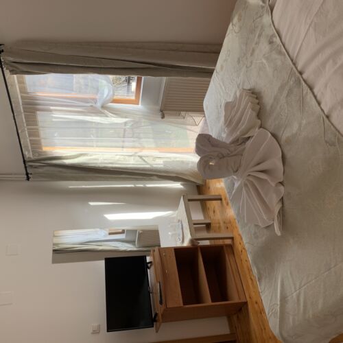 Pokoj pro 2 os. s výhledem na hory na poschodí