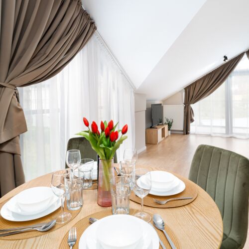 Upstairs 2-Room Apartment for 4 Persons