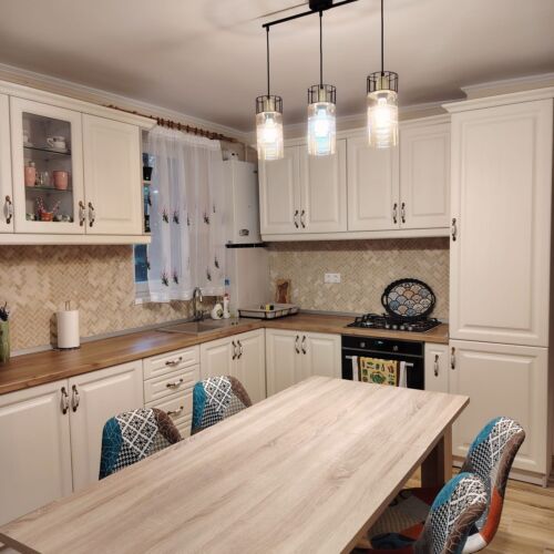 2-Zimmer-Apartment für 4 Personen Obergeschoss mit Balkon