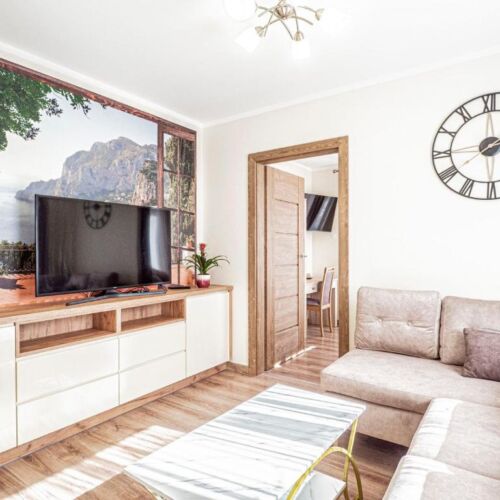 Apartament 6-osobowy Komfort Tourist z 3 pomieszczeniami sypialnianymi