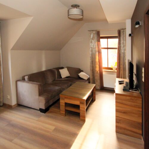 Apartament 4-osobowy na piętrze z 2 pomieszczeniami sypialnianymi