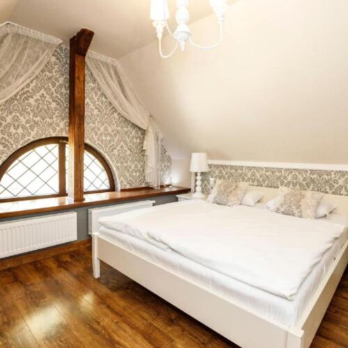 Apartament 4-osobowy z 2 pomieszczeniami sypialnianymi