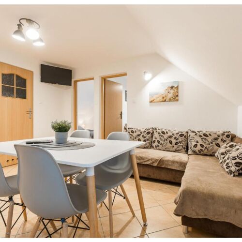 Apartament 4-osobowy z 2 pomieszczeniami sypialnianymi (możliwa dostawka)