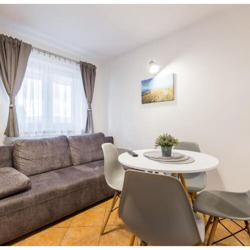 Apartament 4-osobowy z 2 pomieszczeniami sypialnianymi (możliwa dostawka)
