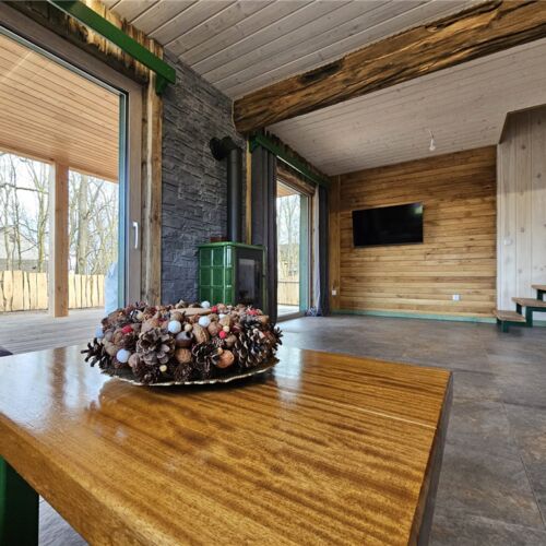 Domek całoroczny 8-osobowy cały dom z widokiem na ogród