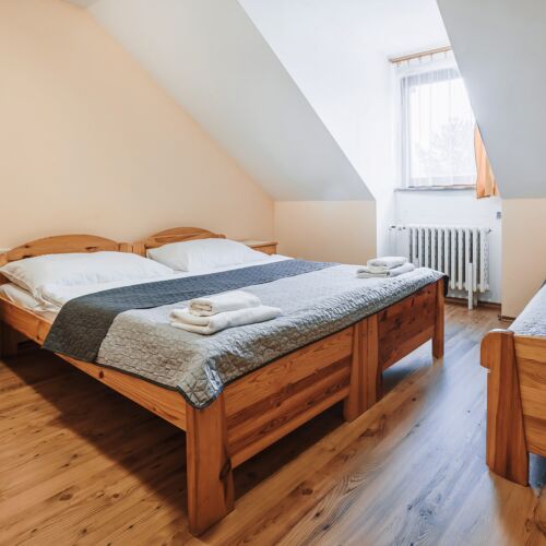 Camera pentru 5 pers.