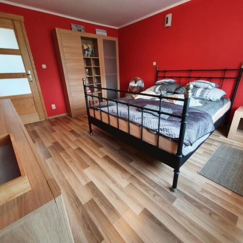 Cały dom 8-osobowy z widokiem na ogród