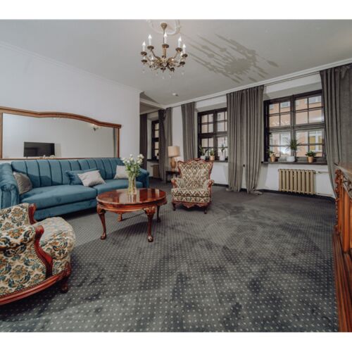 Apartament 4-osobowy z wanną z łazienką z 2 pomieszczeniami sypialnianymi