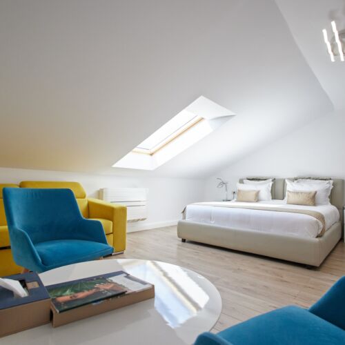 Suita two Bedroom Loft Suite (2BL) cu 2 camere pentru 4 pers.