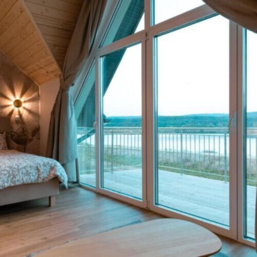 Apartament 4-osobowy z widokiem na jezioro z 1 pomieszczeniem sypialnianym