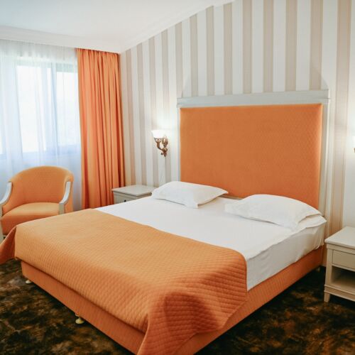 Camera dubla (se poate solicita pat suplimentar)