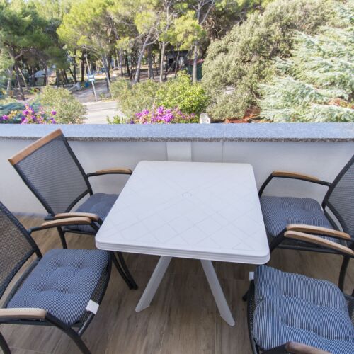 Apartament 4-osobowy z klimatyzacją z widokiem na morze z 2 pomieszczeniami sypialnianymi