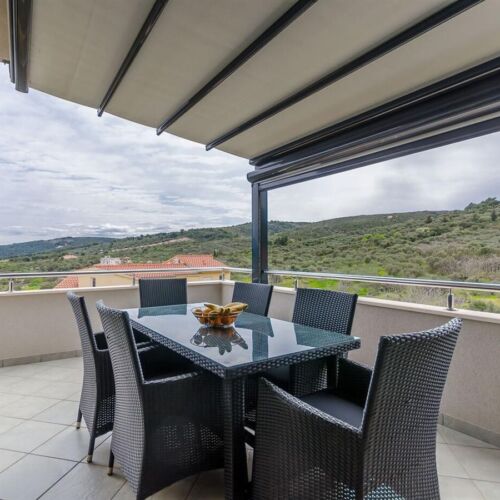 Apartament 6-osobowy z klimatyzacją z widokiem na morze z 3 pomieszczeniami sypialnianymi A-24692-a