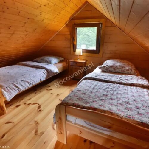 Domek drewniany 6-osobowy  (możliwa dostawka)