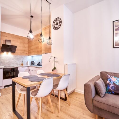 Apartament 4-osobowy z 2 pomieszczeniami sypialnianymi