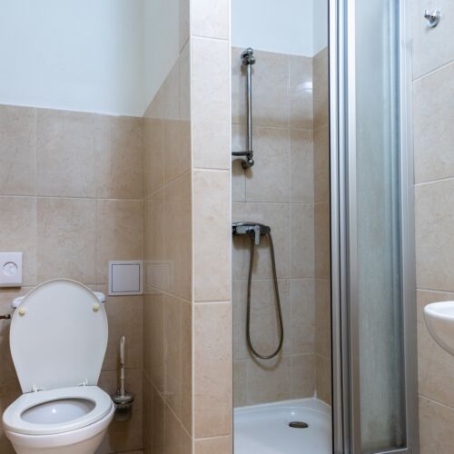 Camera twin standard cu aer condiționat