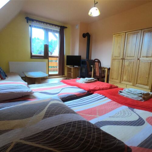 Apartament 4-osobowy z 2 pomieszczeniami sypialnianymi