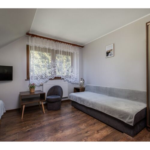 Pokój 4-osobowy z klimatyzacją z łazienką