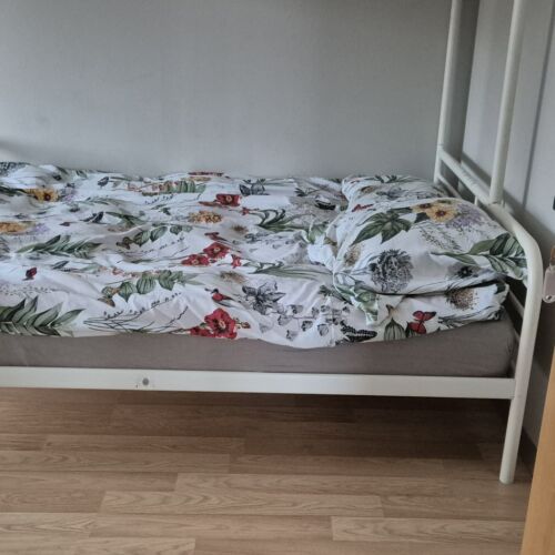 Pokój 3-osobowy na piętrze (możliwa dostawka)