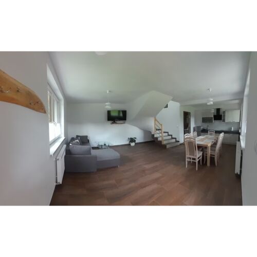 Casă de vacanță pentru 8 pers. (se inchirieaza doar integral)