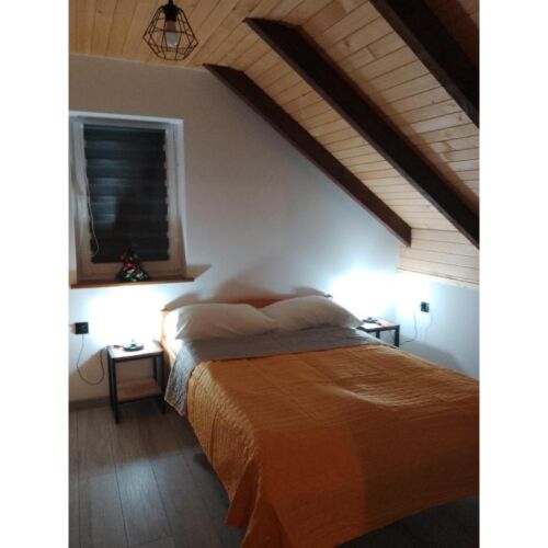 Casă de vacanță pentru 12 pers. (se inchirieaza doar integral)