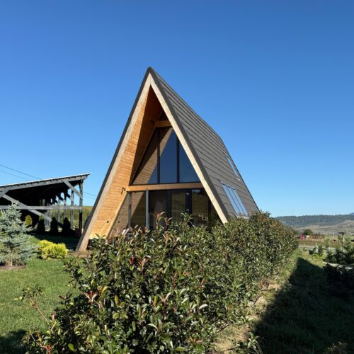 Cabană a pentru 5 pers. (se inchirieaza doar integral)