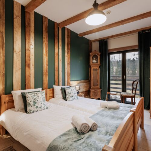 Apartman pro 4 os. se 2 ložnicemi s výhledem na jezero přízemní