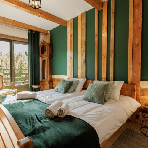 Apartman pro 4 os. se 2 ložnicemi s výhledem na jezero přízemní