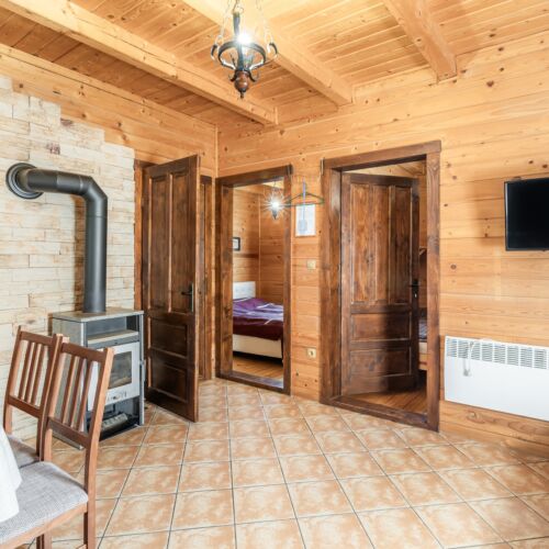 Domek całoroczny 4-osobowy z tarasem z widokiem na jezioro