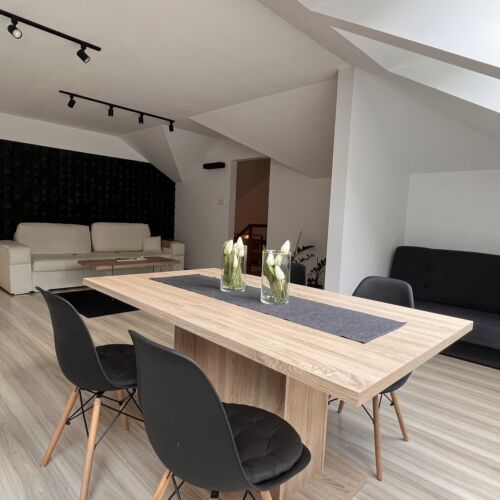 Apartament 4-osobowy z 2 pomieszczeniami sypialnianymi