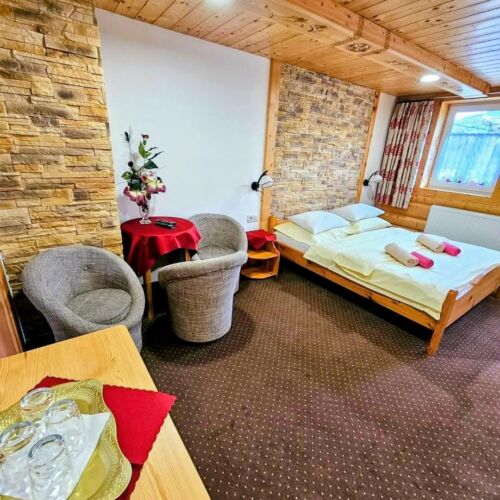 Pokój 4-osobowy Deluxe z widokiem na góry