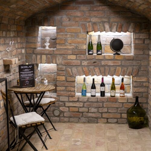 Apartament premium întreaga unitate cu 2 camere pentru 4 pers.