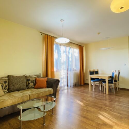 Apartament 4-osobowy Superior z balkonem z 2 pomieszczeniami sypialnianymi